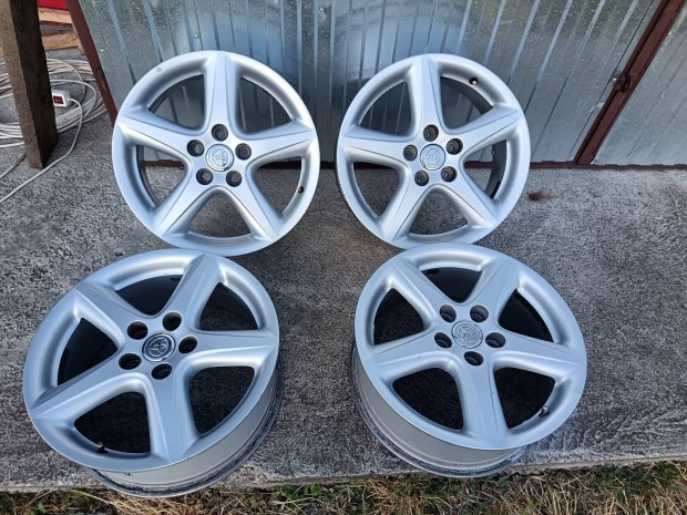 toyota avensis 5x114,3 17 col alufelni szett