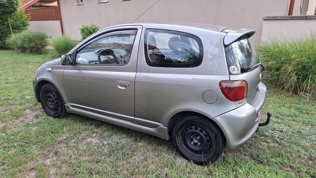 toyota yaris 1.5 ts