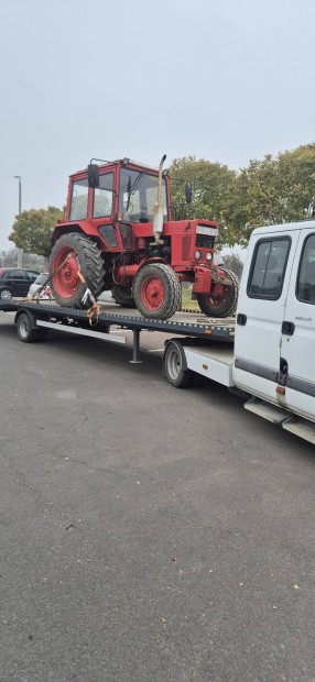 traktor pótkocsi bálázó