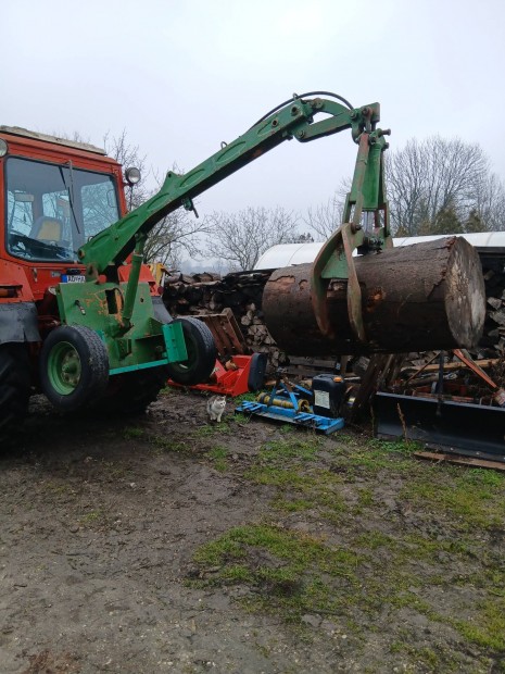 traktorra szerelhet� fardar�