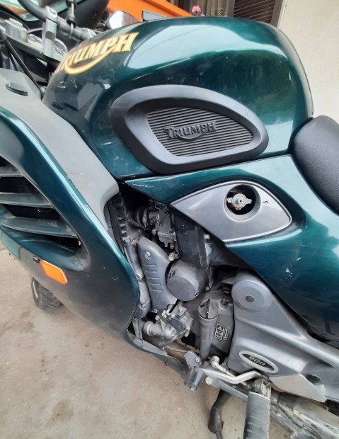 triumph 900 tropy j llapot,megkimlt 