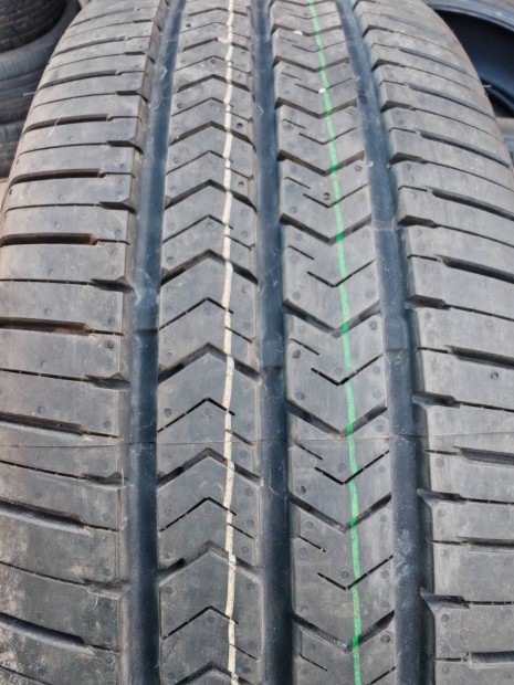 �j 215/65r16c ny�ri kisteheraut� gumi 2025