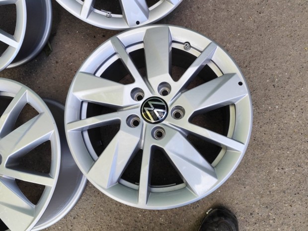 j VW caddy golf touran gyri alufelni 5x112 16"