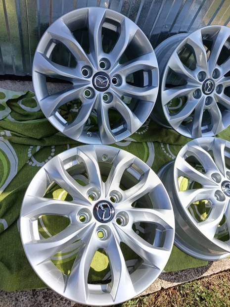 új mazda 5x114,3 16 col alufelni