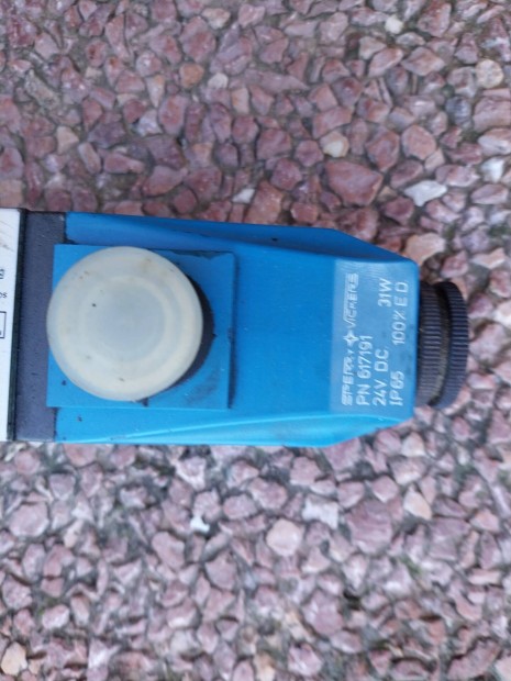 ujj elektromos szelep 24v