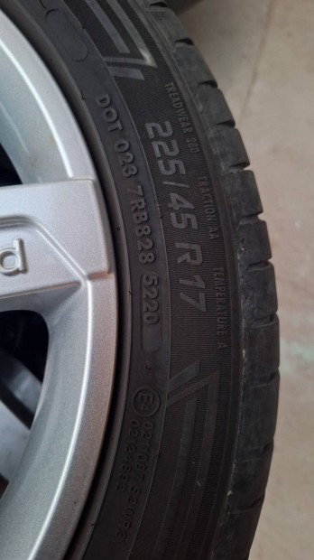 �jszer� 17'-es alufelnin garnitura elad�. 