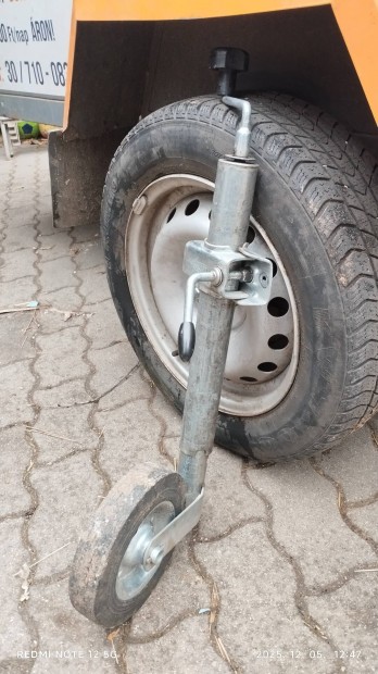 utnfut kitamaszto kerk 