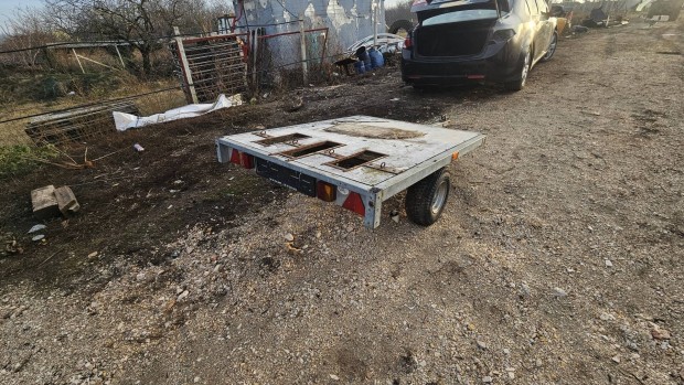 utanfutol oldalfal nlkli