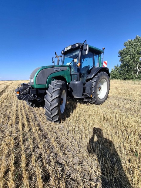 valtra 124 lovas sisu motorral sorbs befér mtz zetor