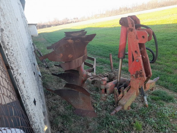 v�ltva forgat�s eke