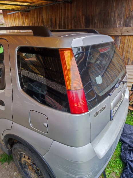 van egy suzuki ignis