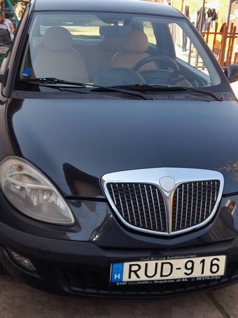 vrosi cirkl srgsen elad 