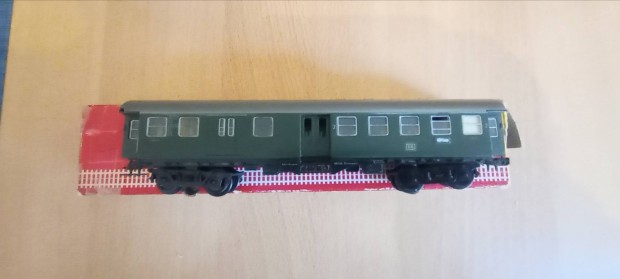 vasút modell H0-ás Trix