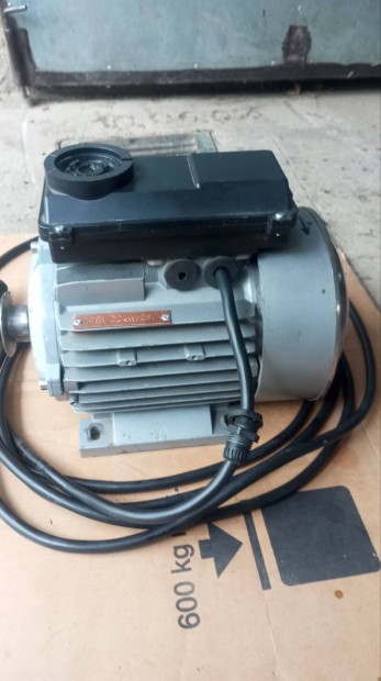 villanymotor 230 v