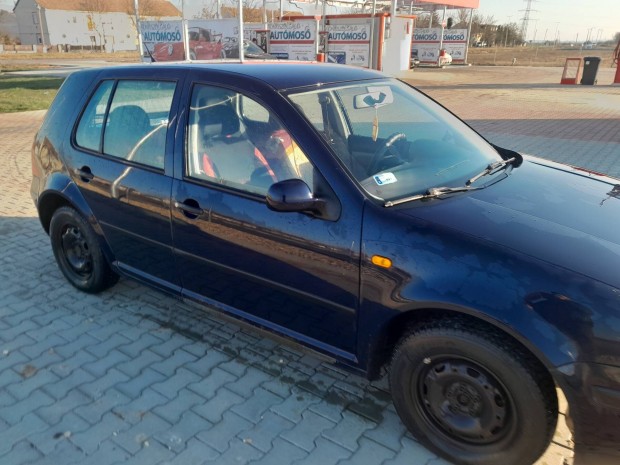 volkswagen golf 4