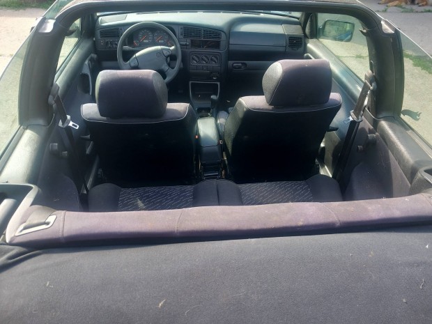 volkswagen golf cabrio 1.8 bemzin üzemképtelen