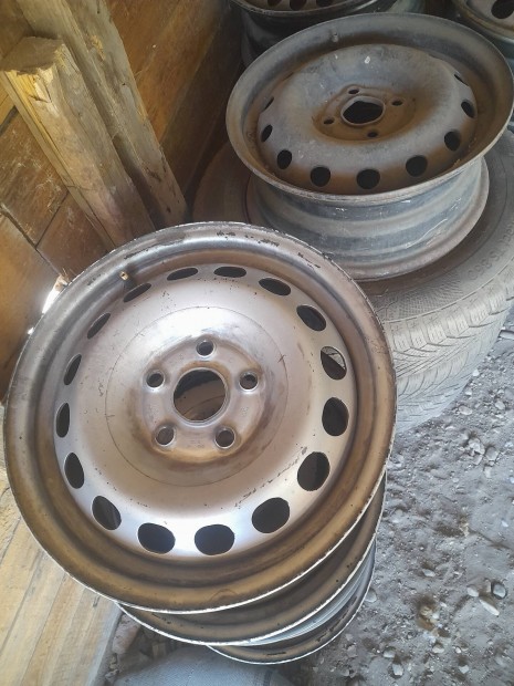 volkswagen lemezfelni 15-ös
