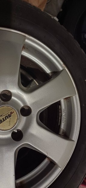 volvo alufelni 5×108 2 éves nyári gumival
