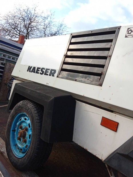 vontathat csavarkompresszor 