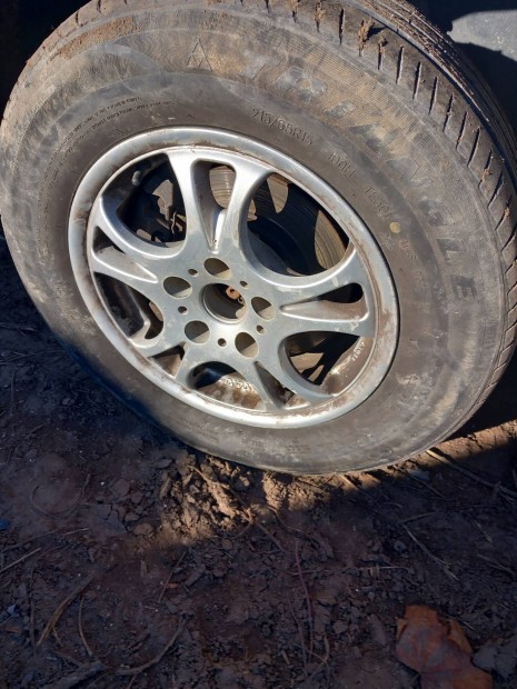 voyager felni 2 db 16-os t�li gumival