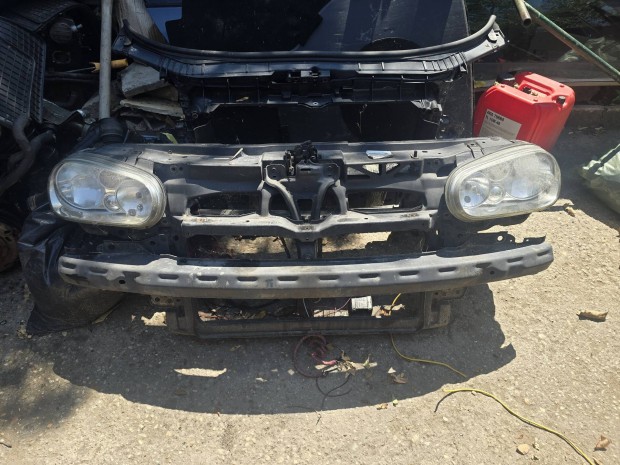 vw Golf IV homlokfal + tartozékok