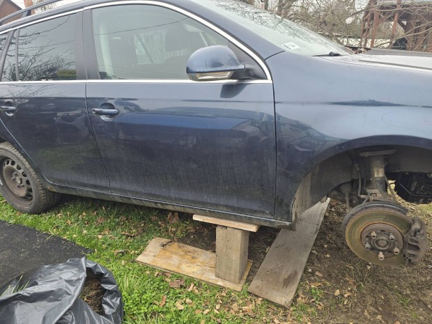 vw Golf V variant 1.4 tfsi Caxc, Lhy vlt 