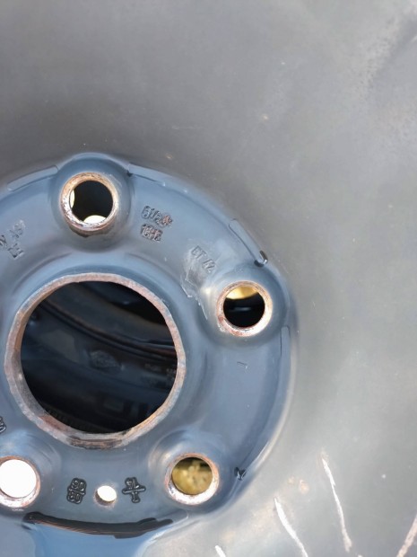 vw/audi/skoda/seat aclfelni garnitra R16