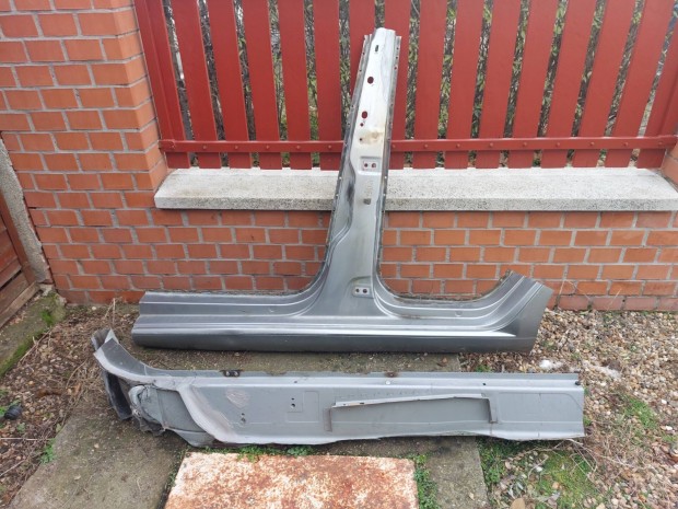 vw e-up bal oldali k�sz�b B oszlop k�ls� bels� elad� 