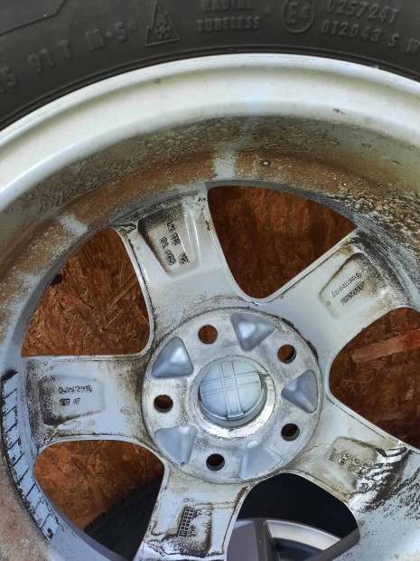 vw gyri 5x112 195/65 r15 alufelni gumival elad