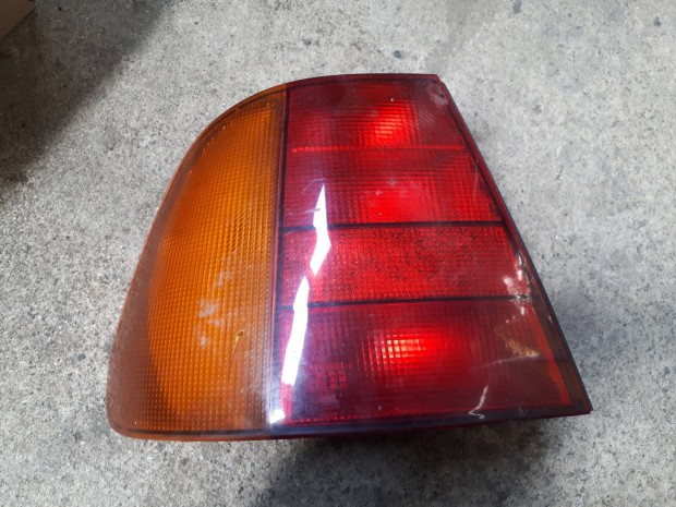 vw polo classic 1998 bal hátsó lámpa hibával