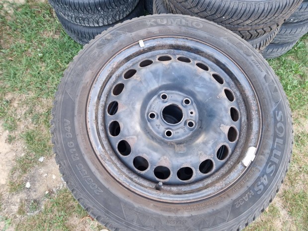 vw seat audi skoda 16 coll 5x112 újszerű 4 evszakos gumikkal.