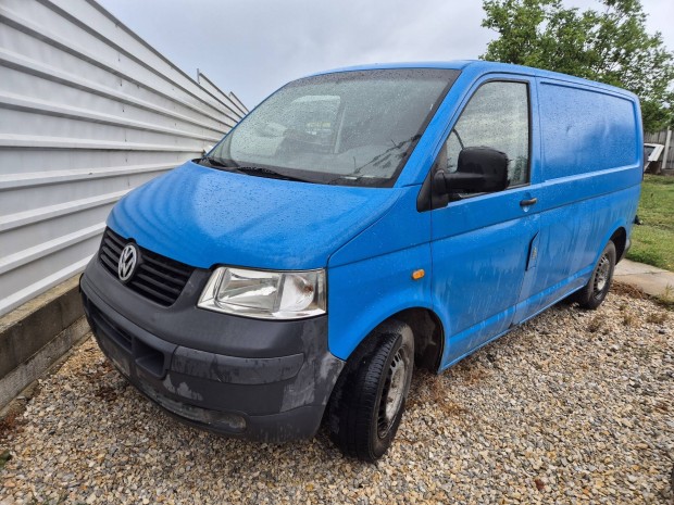 vw transporter caravelle t5 1.9 2.5 bontott alkatrészek.