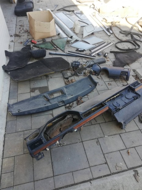 w124  kombi tet� csomagtart�