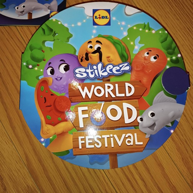 world food stikeez res album