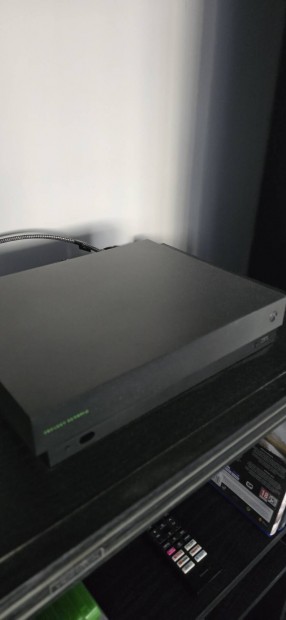 xbox one x skorpió