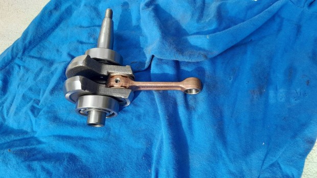 yamaha csónakmotor főtengely