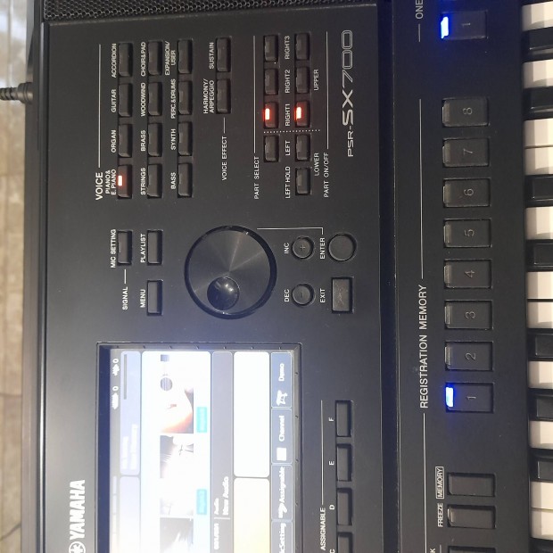 yamaha psr sx 700 szintetiztor 