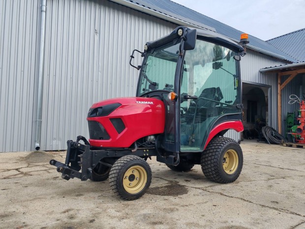 yanmar Sa221 kommunális traktor John deere