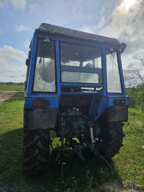 zetor 5611 62le motorral