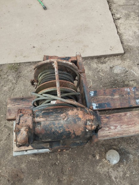 zil cs�rl� elad� 