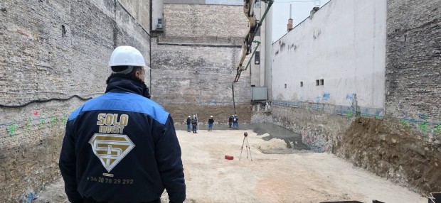 zsalu�cs munkalehet�s�g