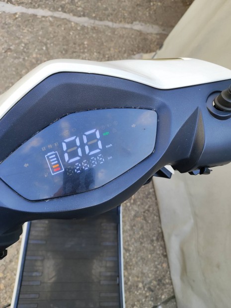 ztech zt24 elektromos robogó
