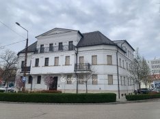 143 nm-es lakás eladó Kecskemét