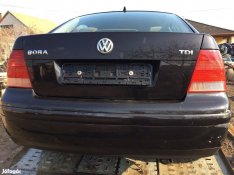 1.9 pd tdi VW Bora alkatrészei motor váltó karosszéria