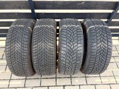 215/55 R17 98V Good Year Ultragrip téligumi 7,5mm 2023