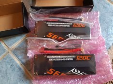 2db új 2S 7,4 Volt 5600 mAh 120C kemény tokos Rc Lipo akku etetőhajóba