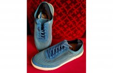 43-as vízhatlan Férfi cipő eladó