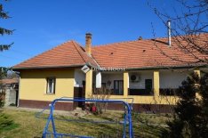 70 nm-es ház eladó Tápióbicske