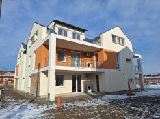 Albertirsai eladó 115 nm-es lakás