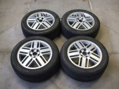 Alufelni (gyári Ford 16 collos), 205/55 R16 nyárigumival eladó